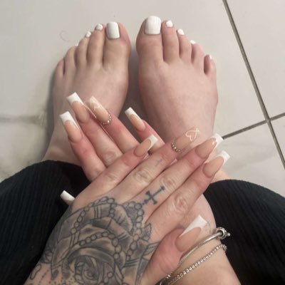 22 Bratty queen Initial tribute £25 Tribute before approaching
