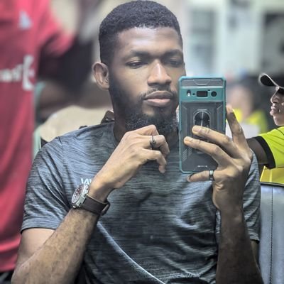 therealJERRYjnr's profile picture. I'm a M.A.N...
In deep thoughts about Nigeria. 
Banker.... 
I ❤️ CARs