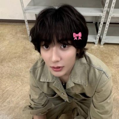 entonniw's profile picture. #앤톤 letsgo!!!