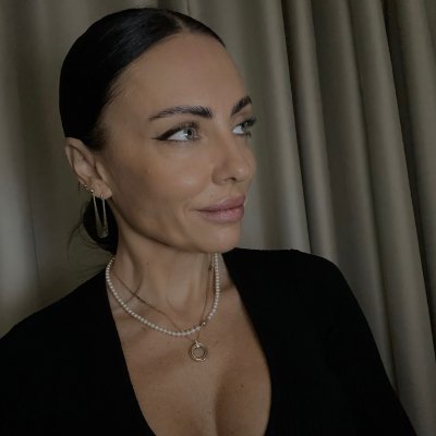 Entrepreneur/Senior Business Consultant/Single Mom/Singapore/USA/Trump Supporter/