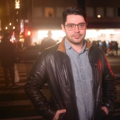 Brooklyn-Made Comedian • Writer•VO talent•Trekkie🖖🏼 •Street Ƒauxtographer(Fujifilm X-T4)•Occasional Agitator•radical dreamer in the city that never sleeps•Jew