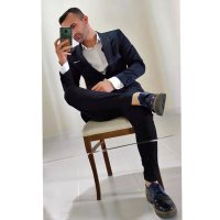 ... (@_rdvanbks) 's Twitter Profile