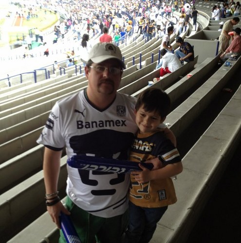 Chuchoche's profile picture. 