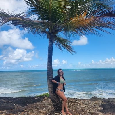 cyn_esco's profile picture. Amante de: 
Las diziler 💯 
Los buenos libros 📚
Los viajes 🧳🛩
Los atardeceres 🌆
Romántica empedernida ❤️