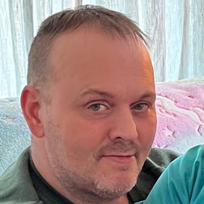 efigga123's profile picture. 