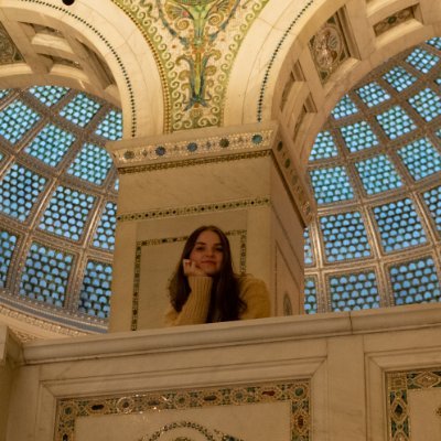 @UofSC alumna, English PhD @FordhamNYC modernisms, plant humanities, grad student worker 🇵🇸 🌱