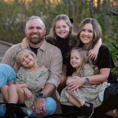 Husband to the Greatest Wife, Father to The Greatest Daughters, US Navy Veteran, 2nd Generation British-American.
