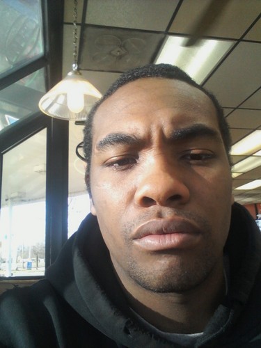 I am born in little rock arkansas october 19 1980 I am a musician composer