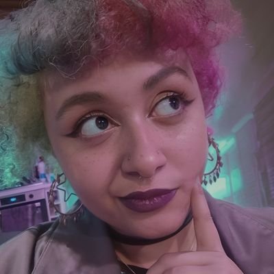A sparkly, queer & apparently neurodivergent human.
Producer @BlueBarProd | Working @Futures_Theatre as their Exec Producer *Internal Scream*
I like theatre.