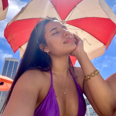 LiviaYanca's profile picture. 