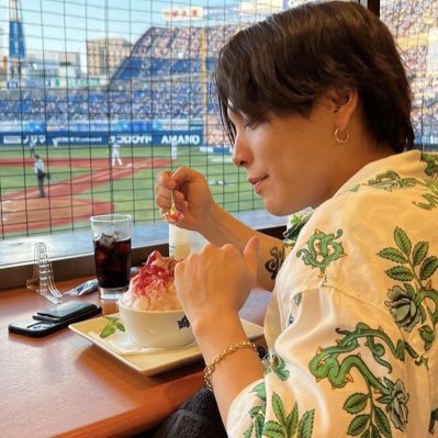 Yuuri1994's profile picture. 曲作ったり歌ったり動画をYouTubeにあげたりしてま す。僕の音楽を聞いてくださいそして絶対にチャンネル 登録してください笑 お仕事のメールはこちらに