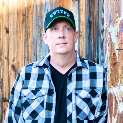 Walker Jackson | Texas Country Artist 🎸 Abilene → Dallas 💻 Tech professional turned musician 🎵 “Leftovers” album - June 27 🏠 100% independent