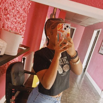 _mckenziedenise's profile picture. 🌺🌺🌺🌺🌺🌺🌺🌺