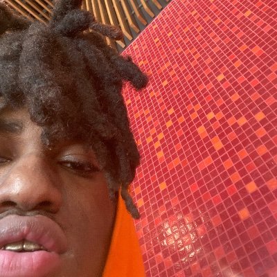 ig @twofourdelorean 🔗 …you’re new favorite rapper