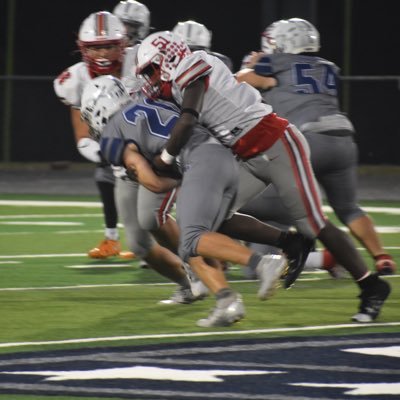 6’1|208| de|fb|4.8 40|🏈 wrestling,track| shot put “40 00 2028 north hardin high school Check out this highlight! https://t.co/7ckfQsKm0i