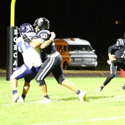 6’0” 210lbs (Radford High School OT/DE/ VHSL 2A State Champions)(RHS Wrestling /215 lbs WC) (RHS T&F/ Discus & Shotput) 3.7 gpa @jrporter022@gmail.com