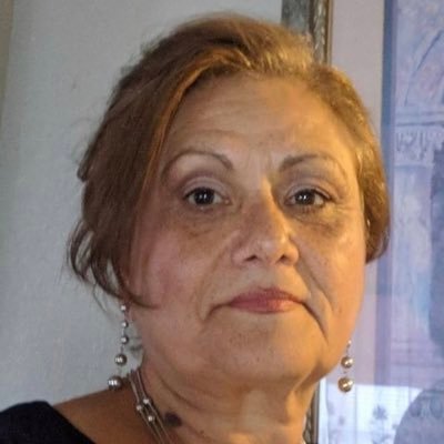 RosaPer23785919's profile picture. 