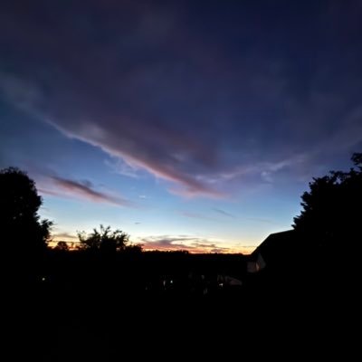 Storm Enthusiast/Sunset & Sunrise Lover/ Aspiring Meteorologist & Storm Chaser (trying to be more active on here)