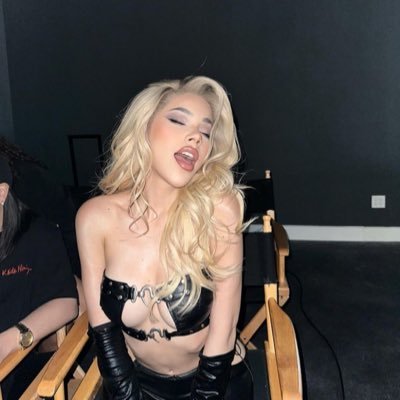 ame_1342's profile picture. 