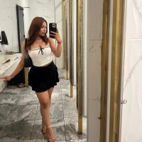 π . (@mimiavh) 's Twitter Profile