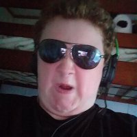 Devin (@rvngruh) 's Twitter Profile