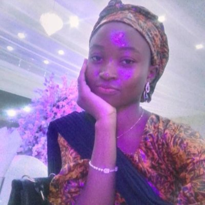 #Medical student @Ibadanmedicine #Eventhost #Voice-over
#Lover of cats, books & teabags😁# wannabe Ajala# oncology and cancer therapy holds my heart.