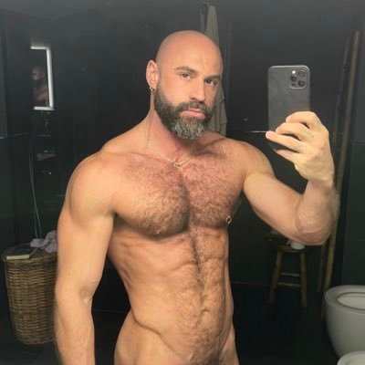 *NO MORE ONLYFANS* You can Dm me on here for my menu instead! (Special Request,Custom Videos,Calls and more).🏳️🌈