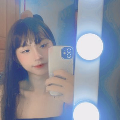 173/58 ESTP 20歲大學生 退役模特兒 除毛師/按摩師 無臉不回 share my life 愛笑的女孩運氣不會太差