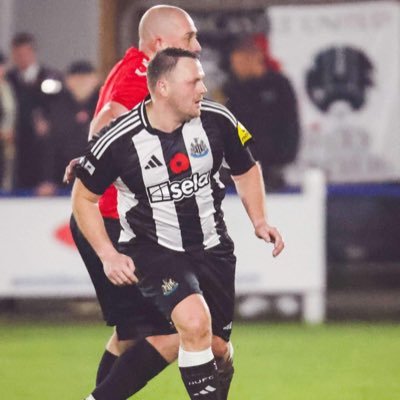 NUFC fan ⚽️ 22+ yrs service complete ⚓️ RN Physical Training Instructor 💪🏽 All round good egg 🥚