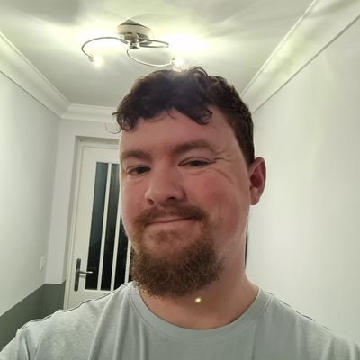 Sam, Gamer, and Metalhead! Wannabe Dart professional
https://t.co/yKa7zE3byL
