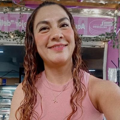 AzaAltamirano's profile picture. Viajar es la clave de la felicidad!
Ayudando a más personas a emprender💗Lic. en Turismo,Bailarina,Poler y mamá emprendedora #LSM
#Turistologa #Networker