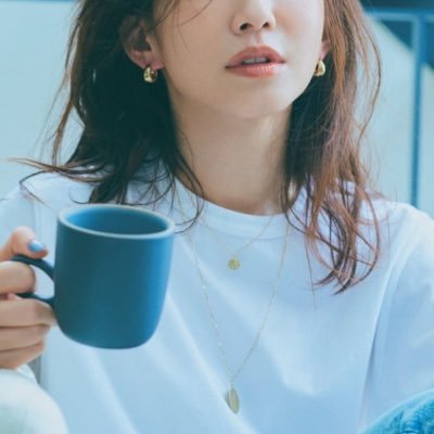 s39_hoshi's profile picture. 貯蓄垢だったのに気づけば正反対のジュエリー垢に💍 ゆるキャリOL/ジュエリー💎/ヴァンクリ・カルティエ・シャネルが多め リアル友人はこっそりラインください🥺