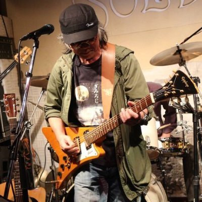chosa_gol's profile picture. ただの隠遁ジジィ。自称ボーカリスト
ギター、ベース、KB、EWI、ドラムと一通り「触れる」ド素人
いまは安ギターと安機材を集めてて、たま〜にDTMer
アニメは旧作からOK
ラノベ好き。ブルースはミシシッピデルタから＆70年前後の洋楽ロック、特にプログレが好き
サブ垢が復活したので再度休止予定