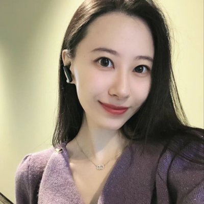 FairyYuelin990's profile picture. 大号被封，仙女都叹气！岳粉们来关注新号不走丢♥️

90后小阿姨，167-52kg。中信金融CITIC置业经理👩‍💼，性格上来说是懂事乖巧的，有过两段婚姻，但是依旧相信爱情✨来这里分享日常和内心基本的渴望；希望能寻到有趣的成熟男士👨‍🦰，礼貌的私信基本都会回，加我主页私人电报可随时联系（不接推广，请勿扰）