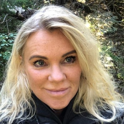 Stolt jÀgare, tre jakthundar. Webbansvarig Svenska JÀgareförbundet. JÀgarbloggen. VÀrnar varmt om landsbygd, jakten och jÀgarna i Sverige. Twittrar privat.