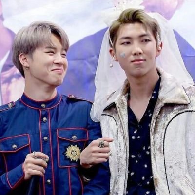 yoonblueberries's profile picture. APOBANGPO | Ot7 | who is my heart waiting for?????                    
         Jimin🐣❤️    🏠🐨