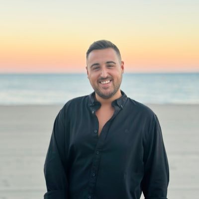 ramsempere_'s profile picture. todo va bien pero me siento regular 🌼 1996