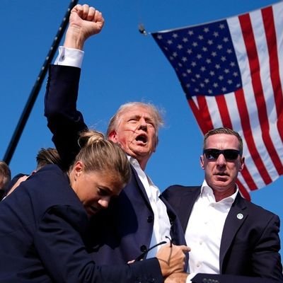 Trump loving, blue collar, single dad, hoping this country can find its way back to God and a future for our children. FJB.