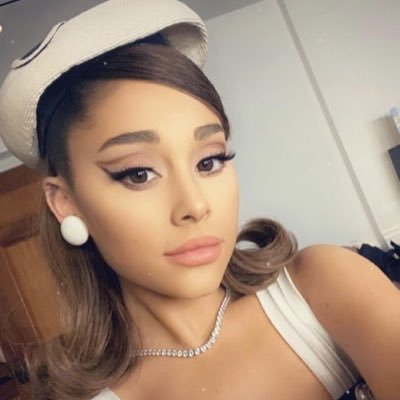 ha4rrlI's profile picture. just living somewhere over the raimbow ꕤ ❀⋆ ♡