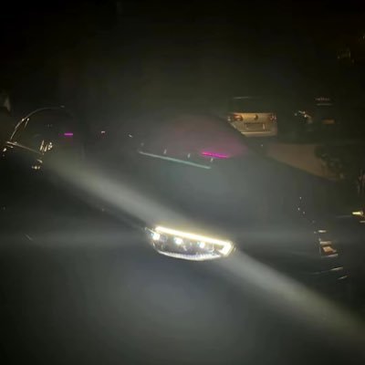 ____888L's profile picture. 