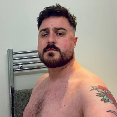 Superfan of UNHhhh - He/Him 🏳️🌈 - Like the Bible says, love your hair hope you win.