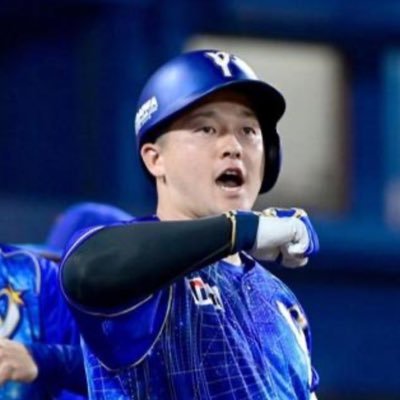 道産子吉川晃司ファン　LIVEセトリ知りたくない派 RockonSocialClub&NARITATHOMASSIMPSONも好き❤️⚾️ボーイズリーグ2級審判員 ⚾️ 子供の頃から大洋ホエールズ(現DeNAベイスターズ)・北海道移転時から北海道日本ハムファイターズファン