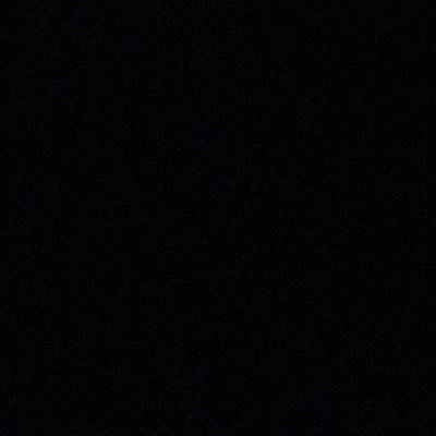 Erfaan_777's profile picture. reading