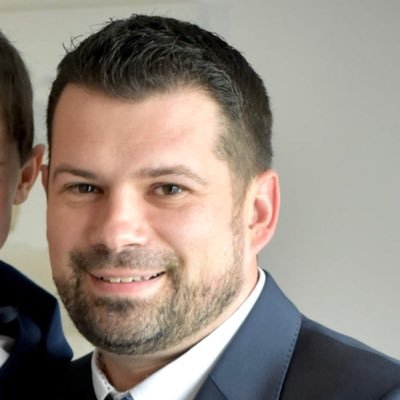 NicolasG2506's profile picture. Directeur Logistique pour RCM Modulaire. Père de deux enfants. Passionné de Boxe