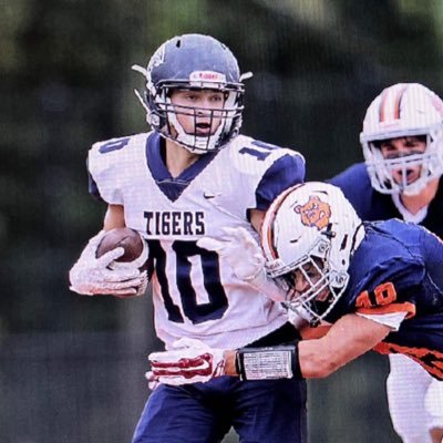 5'10 | 195 | GPA 3.7 | All League | All Section | Shuttle 4.6 | Broad 9.2 | Bench 225 | Squat 375 |