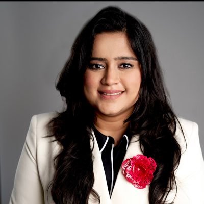 @Radhika_Bansl