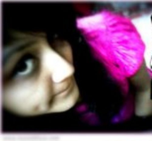 ___ um a fun luving gwl ____ i luv my life i luv maself alott nd luv to be luved by every1!
abt my lyfff???????? okkeeeiii lemme kmw ew !