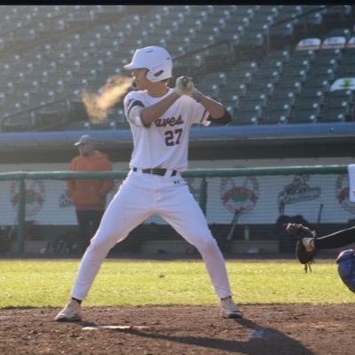 2027 MIF/RHP/C Hanover High School, Clubhouse Braves 16/17U #27 @Club_Athletes 3.9 GPA 6’ 1”, 160 lbs, email: cmiller221090@yahoo.com, Phone: 443-613-7356