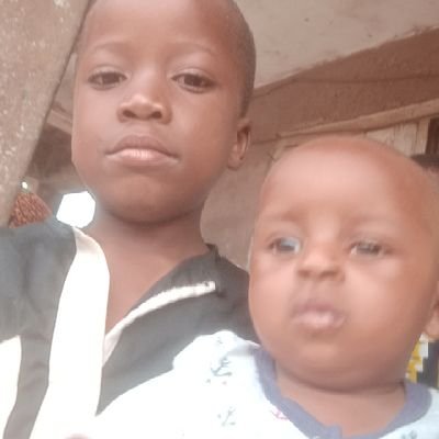 Azeez634's profile picture. An artisian