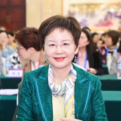 Prof Ying Wu (Helen), former Dean and Professor of the SON at Capital Medical University in Beijing,China. VP of Chinese Nursing Assoc. National Nursing Leader.